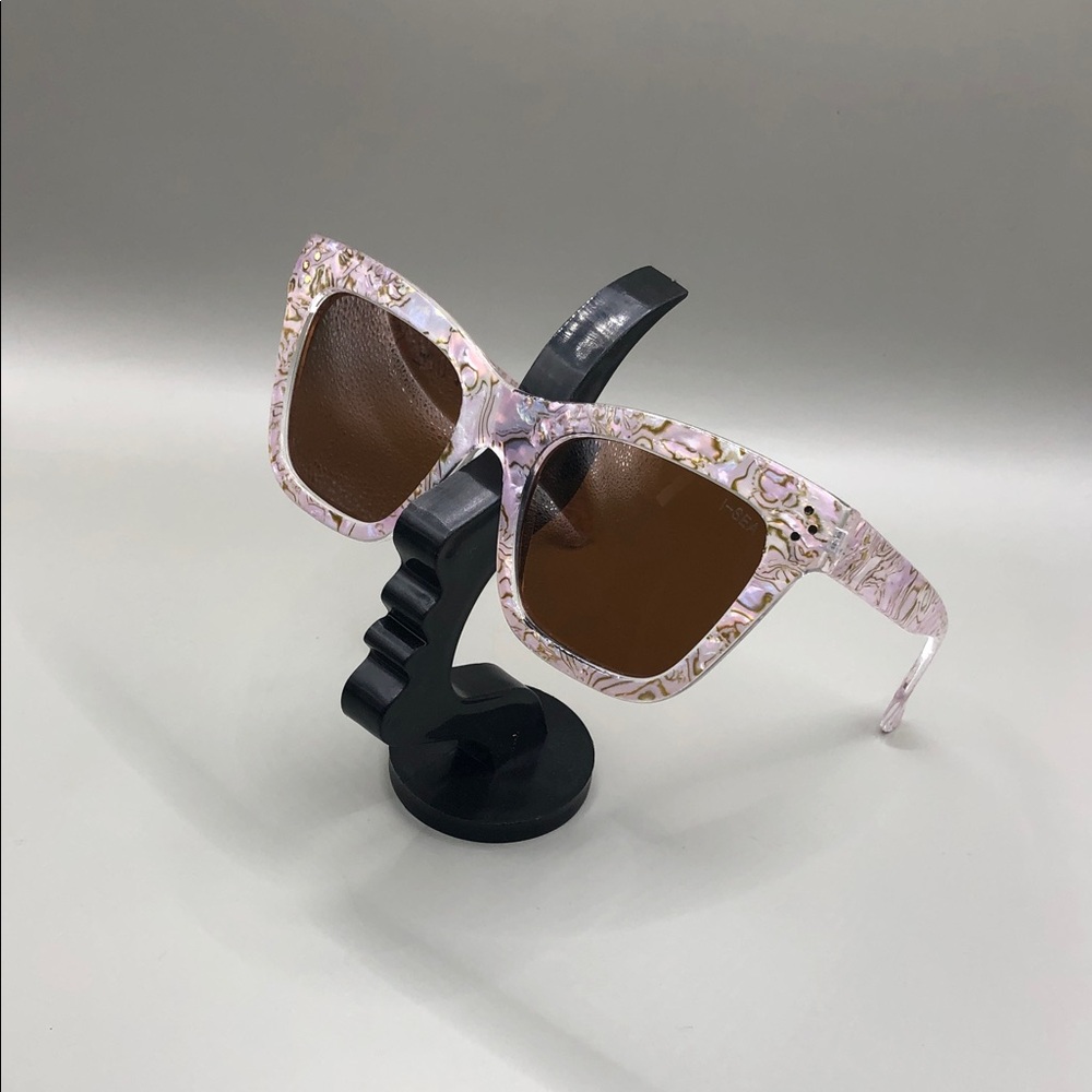 I SEA Sutton Sunglasses Semi Oversized Cat Eye Frame Blush Pink Pearl Pattern